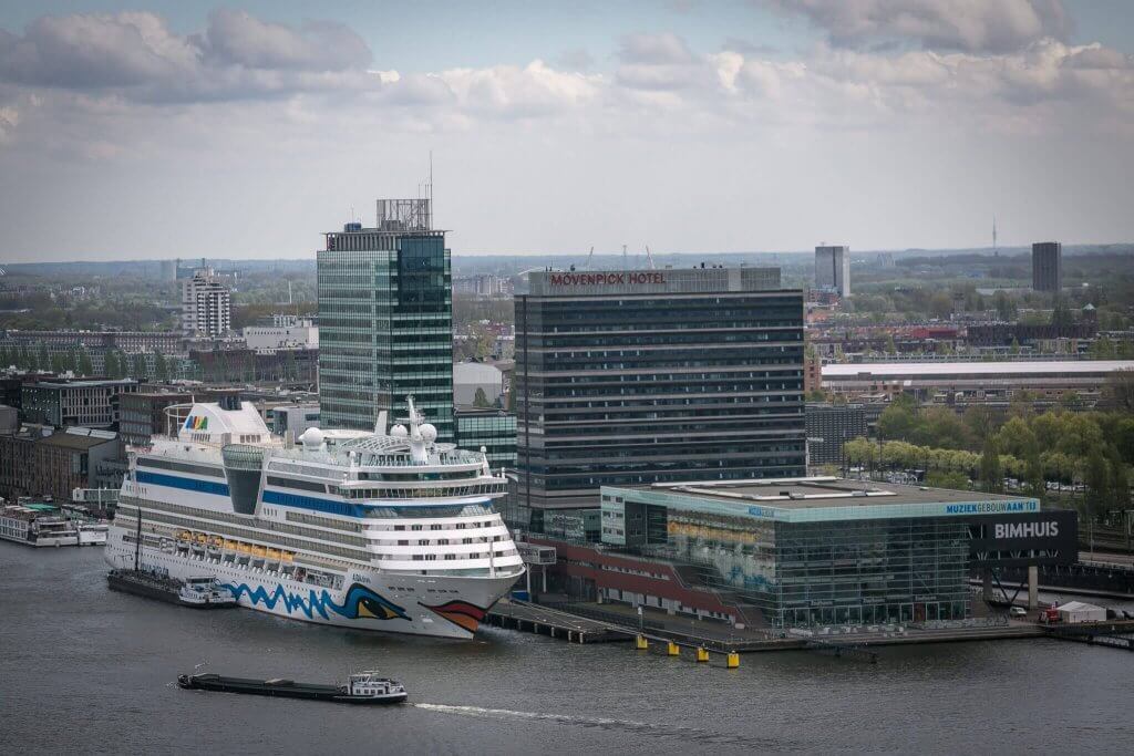 amsterdam cruise terminal to city centre